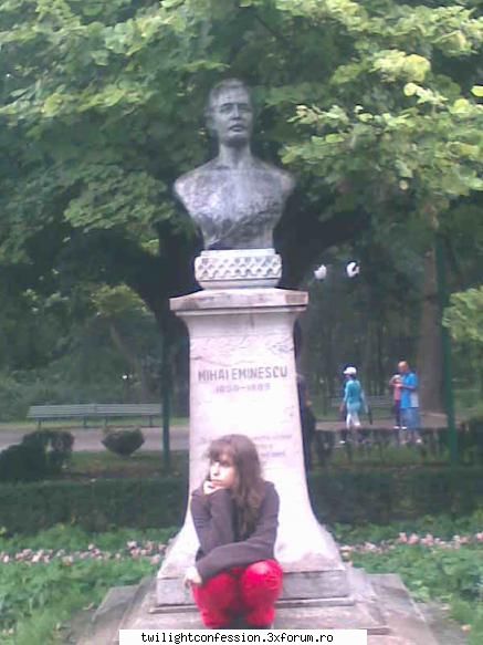 sunt buby. ani fara zile ... detali detali [-x sunt din constanta :>[ mare soare gagicile sunt